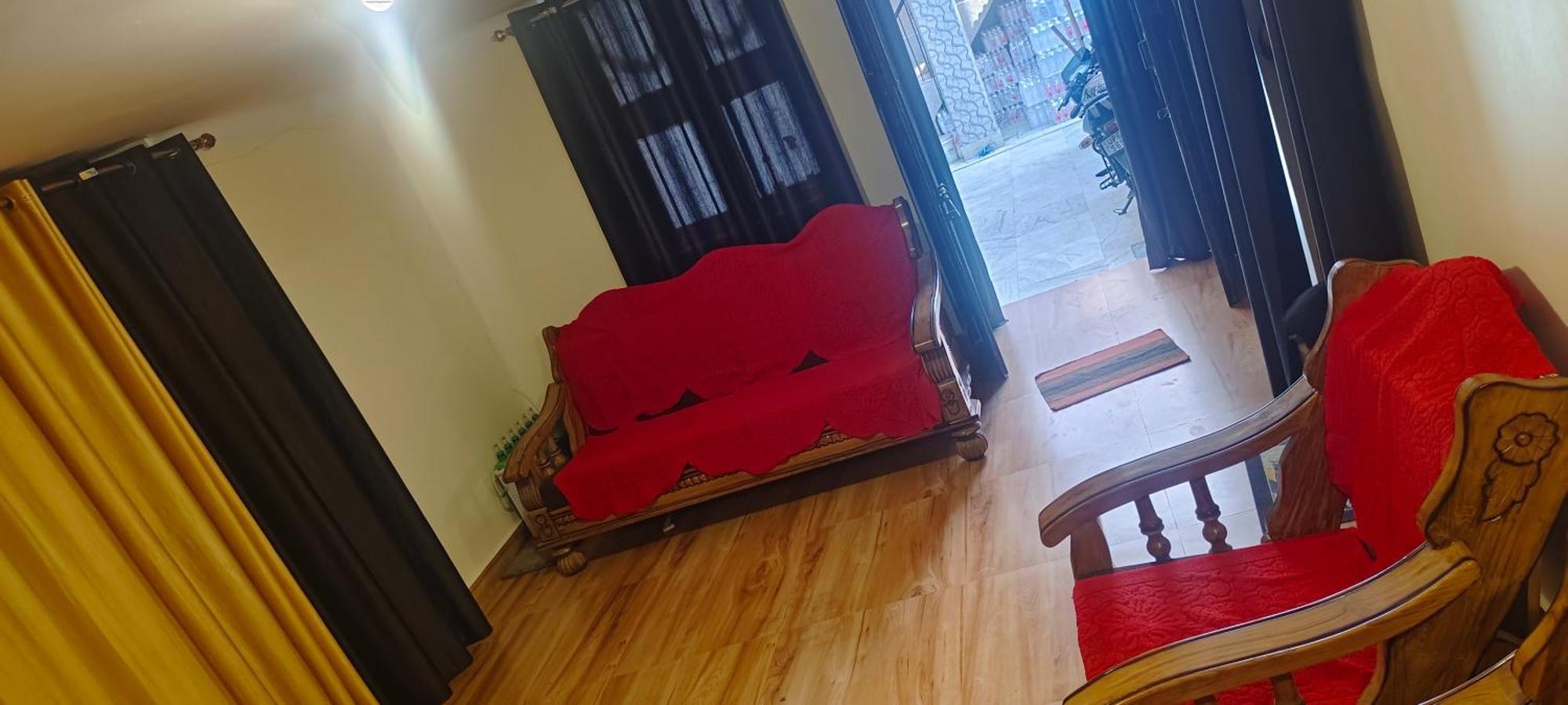 Kusum Palace فاراناسي المظهر الخارجي الصورة